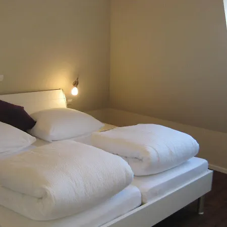 Appartementhaus Westwind 부숨